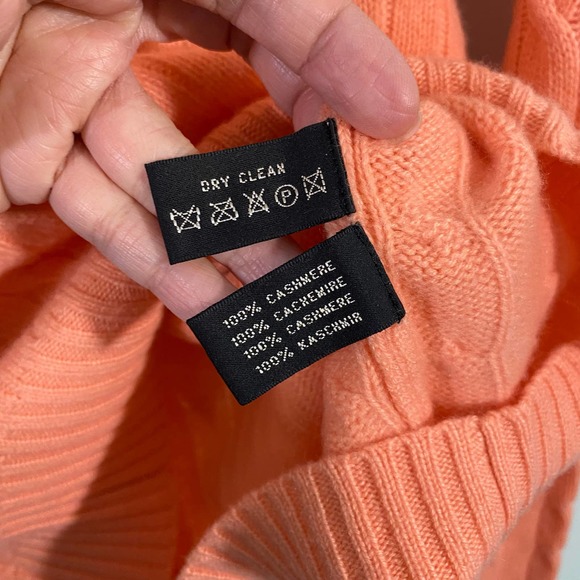 Ralph Lauren Women's Coral Cable Knit Slim Fit Cashmere Sweater Size M - Picture 6 of 8